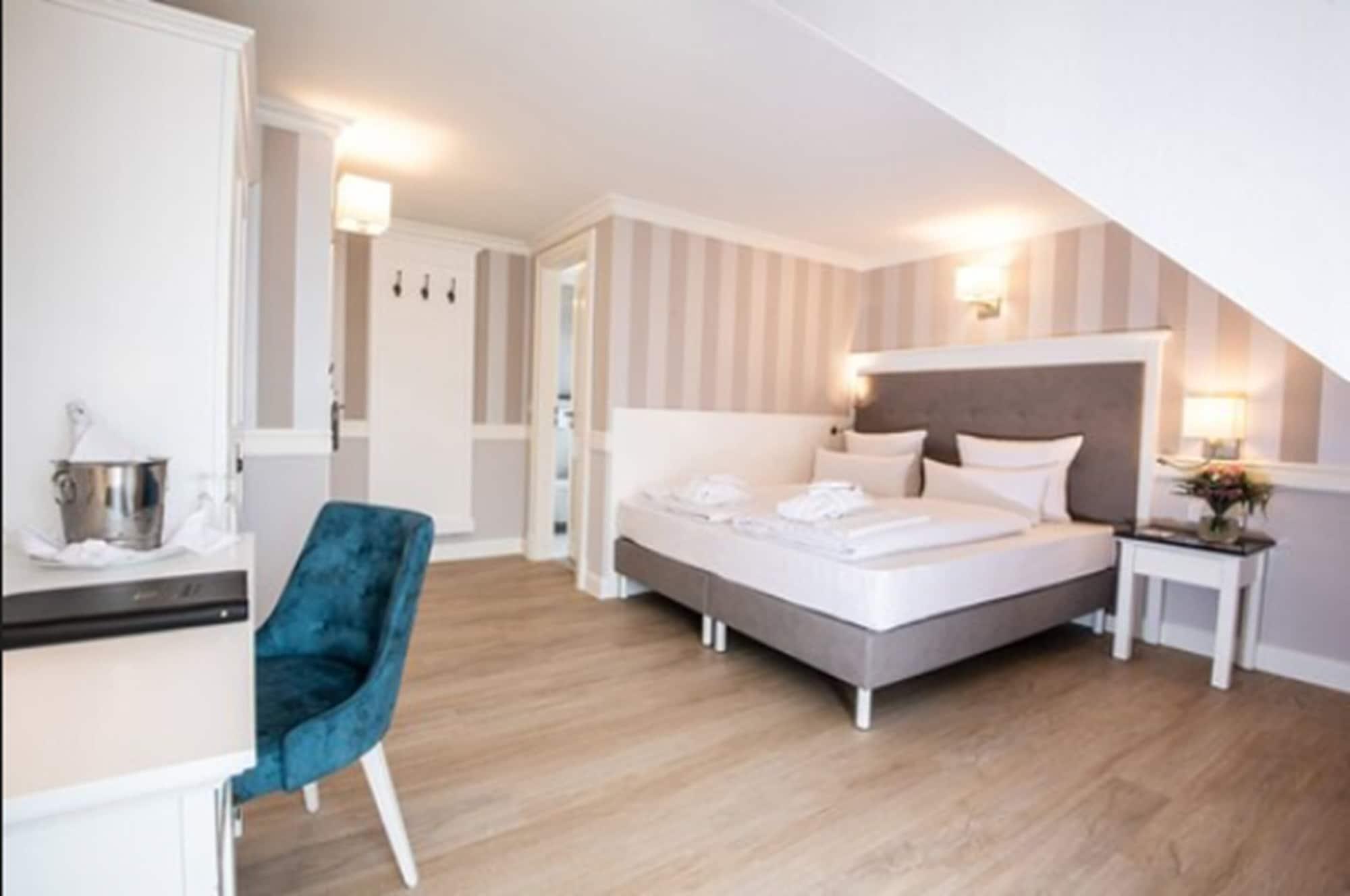 Hotel IV Jahreszeiten Kuehlungsborn Luaran gambar